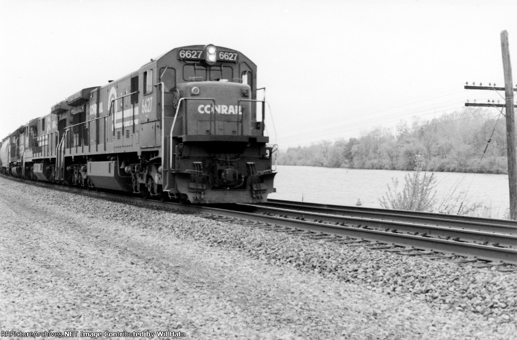 Conrail C36-7 6627